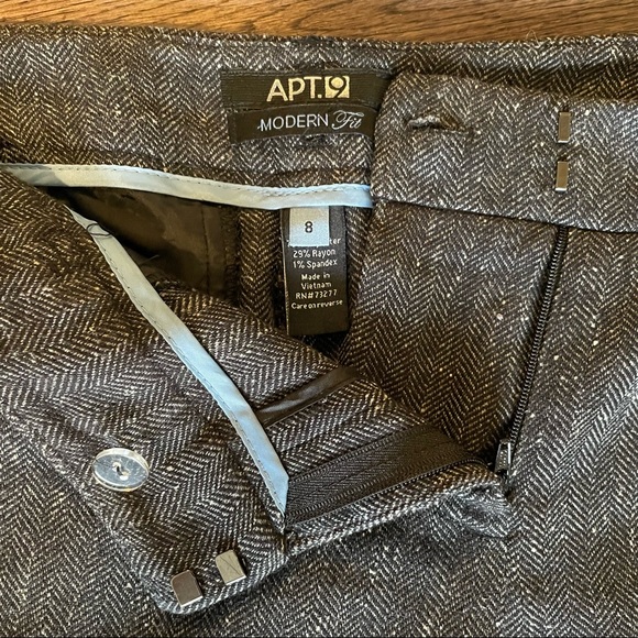 Apt. 9 Modern Fit Grey Herringbone Dress Pants - size 8 - Picture 2 of 3